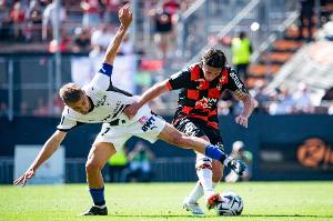 佩里西奇：我永远支持国米，虽然我的队长莫德里奇在米兰踢球（佩里西奇：即使队长莫德里奇在米兰踢球，我也会一直支持国米）