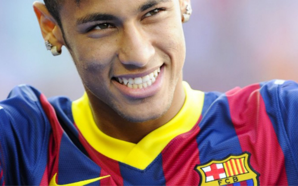 惊喜，曼联17岁青训小将詹姆斯-奥弗里入选澳大利亚国家队（澳大利亚国家队征召曼联17岁青训新星詹姆斯-奥弗里）