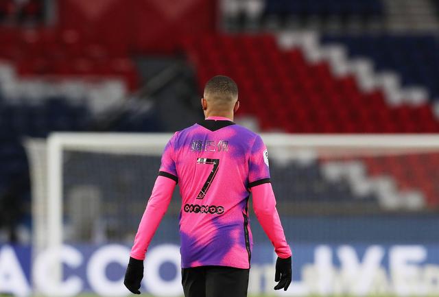 强者动作往往最简单（强者出手，往往极简）