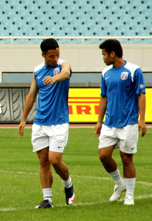 泰州范厚泰：苏超水平和中乙差不多；希望上一线队，为国效力（泰州球员范厚泰：苏超水平与中乙相近，盼升入一线队为国出战）