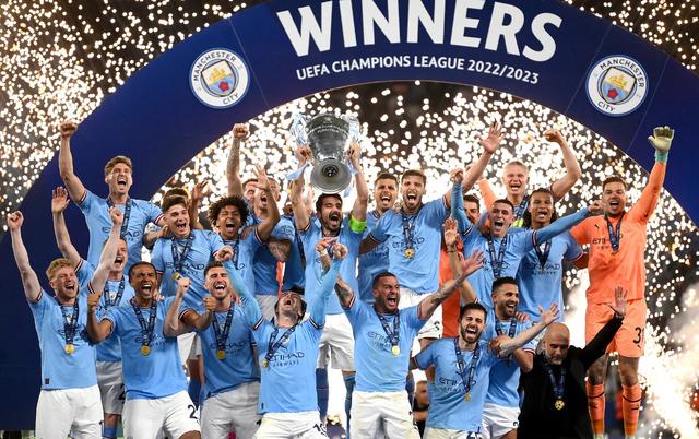 阿斯：巴萨和拜仁都有意桑托斯后卫索萨，后者被誉为新马塞洛（阿斯：巴萨、拜仁均看上桑托斯后卫索萨，他被誉为新马塞洛）