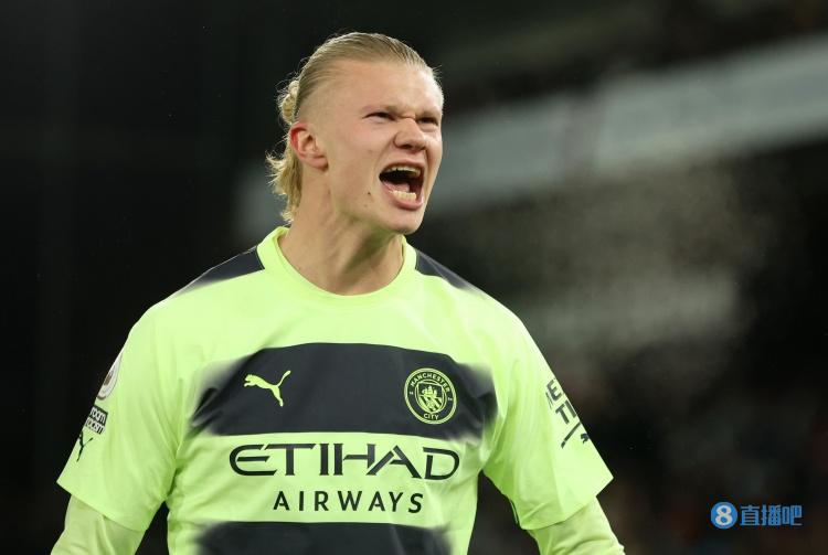 足球国足新一期集训名单公布，两名新人首次入选引热议（国足公布新一期集训名单，两名新面孔首次入选引发热议）