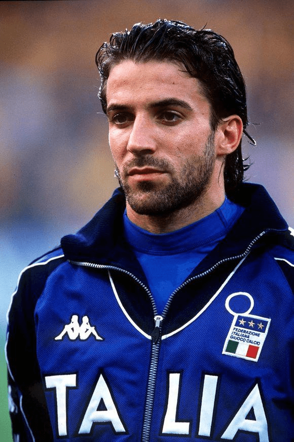 1-3被巴萨逆转，马竞连续13场西甲不败遭终结（马竞1-3遭巴萨翻盘，13轮西甲不败纪录告破）