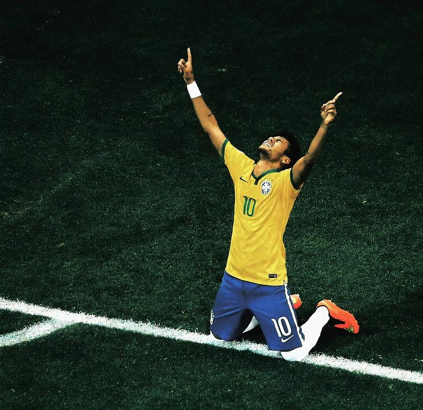 加西亚短时间内两次犯规染黄被罚下，阿隆索：弗兰，别这样对我（加西亚短时间连领两黄被罚出场，阿隆索无奈：弗兰，别这样对我）